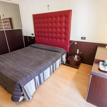 Nice Hotel Bibione Отель
