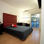 Nice Hotel Bibione Бибионе