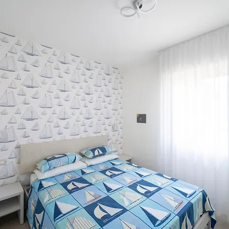 Отель Nice Hotel Bibione Бибионе