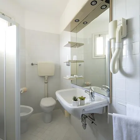 Nice Hotel Bibione 3* ビビオーネ