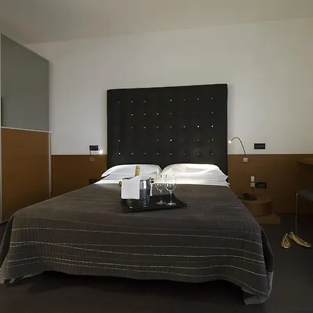 ホテル Nice Hotel Bibione ビビオーネ