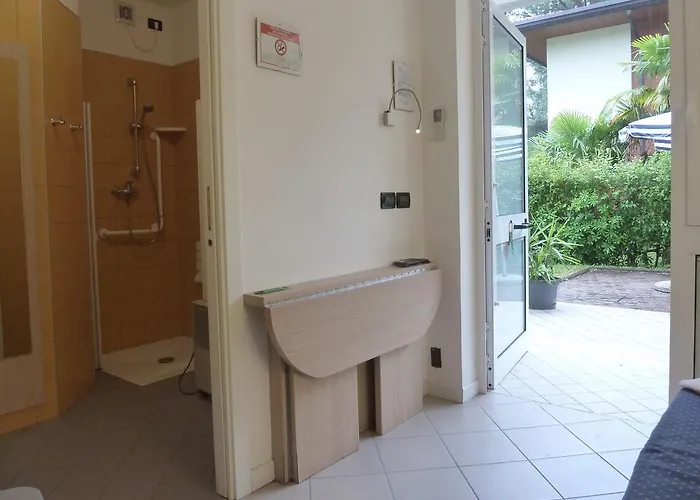 Nice Hotel Bibione Отель Бибионе